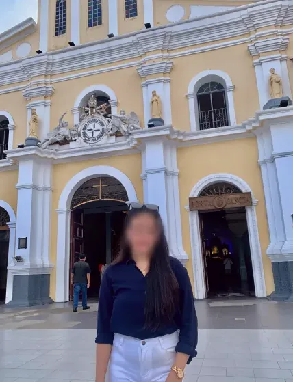 Chiara, 24