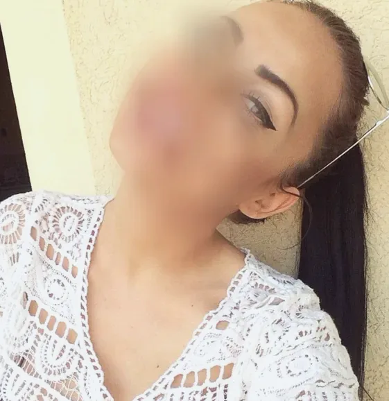 Daniela, 31