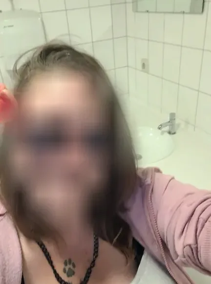 Gizem, 33