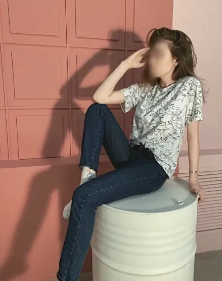 Linda, 21