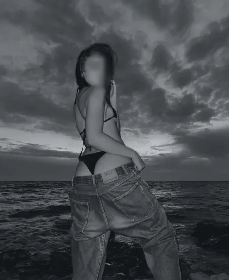 Nisa, 30