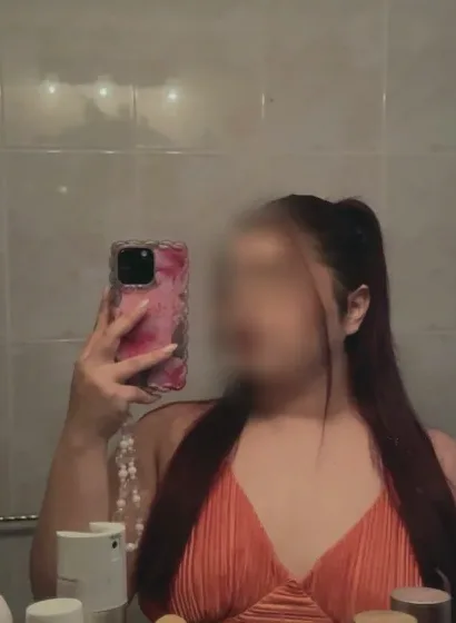 Paula, 22