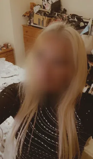 Romy, 37