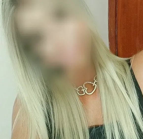 Sarah, 37