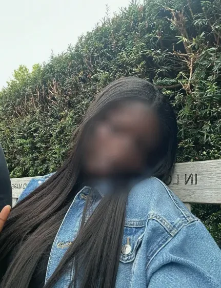 Sina, 26
